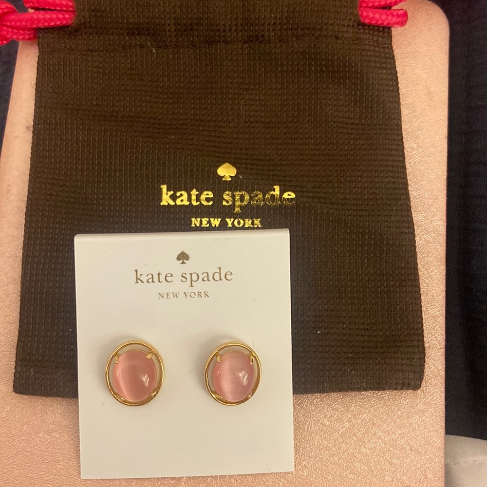Gorgeous NWT Kate Spade pink and gold oval stud earrings